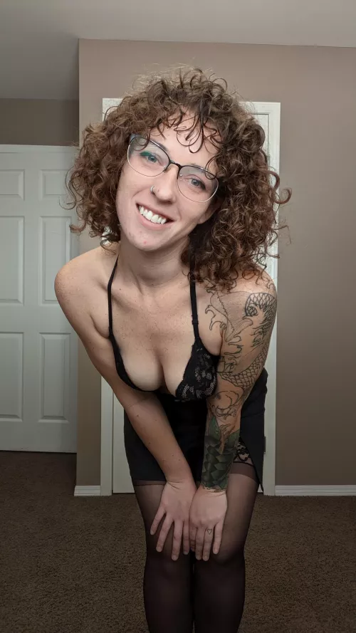 You can call me Girlie 😘 I post daily, all 150+ media is available, no ppv! 💗 Check out my cute nudes and squirting videos 💦 $5 💗