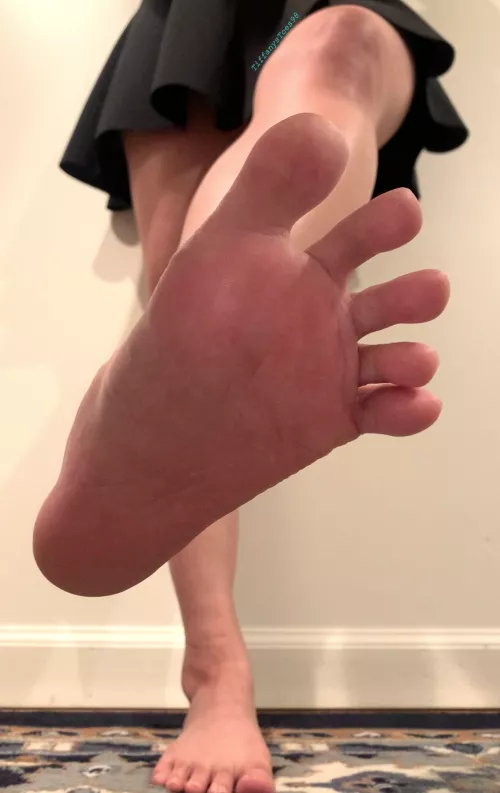 You can play with my soft asian soles if you promise not to look up my skirt 😳