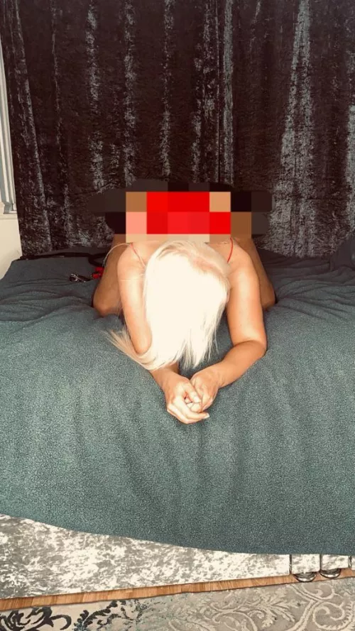 You donโt get to look at my ass, Iโm demonstrating the permanent position youโll find yourself in whilst taking it like the girl that you are