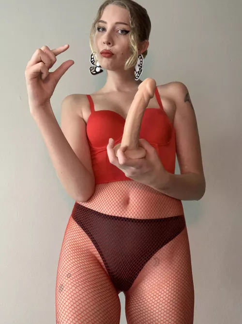 You don’t size up. This [domme] would never fuck you, unless I was the one doing the fucking.