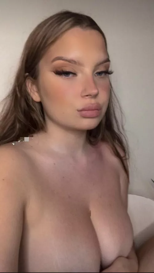 You down for some naughty task add me on Snapchat:mommy_rose01