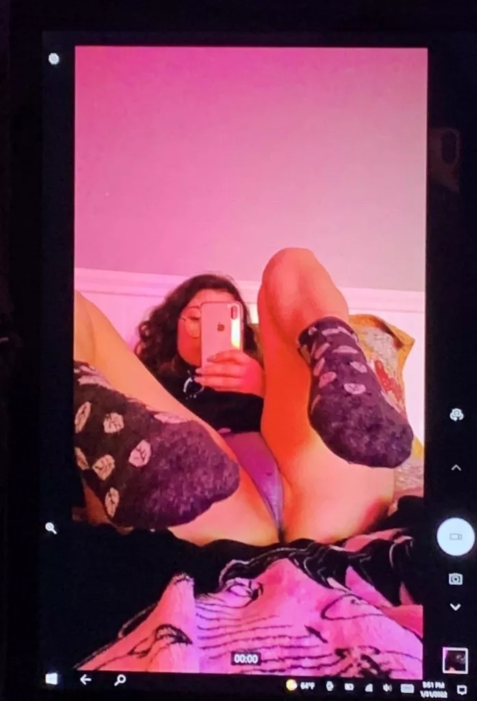 You get artsy pics when I'm horny