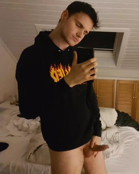You guys like tiny dicks?π₯Ί