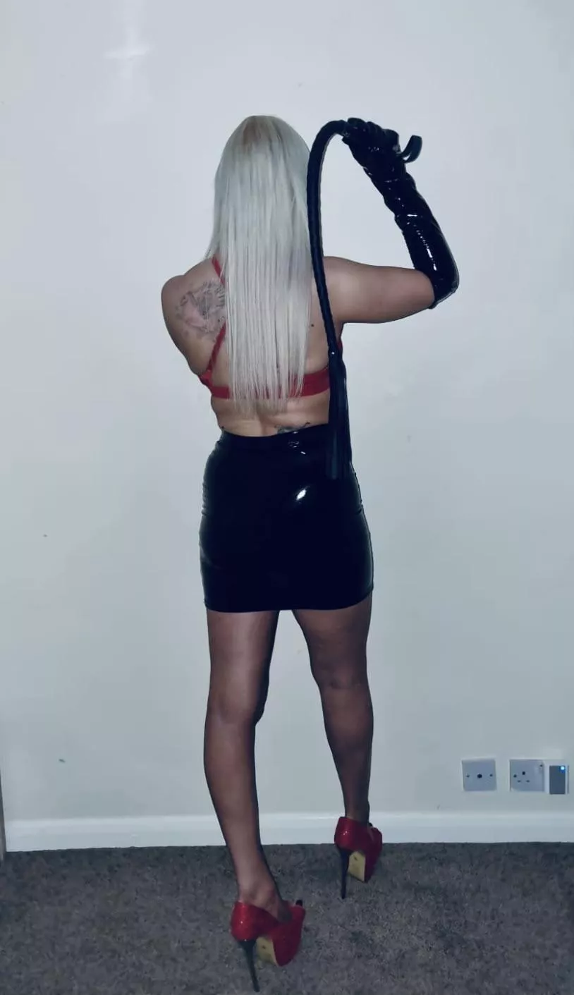 You have a right to be nervous…mistress is just waiting for the right opportunity to strike You have a right to be nervous…mistress is just waiting for the right opportunity to strike