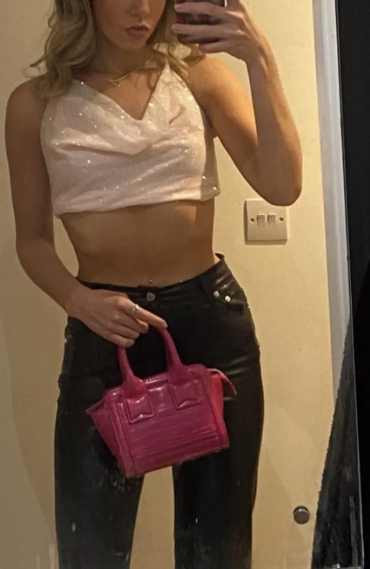 You like girls in leather