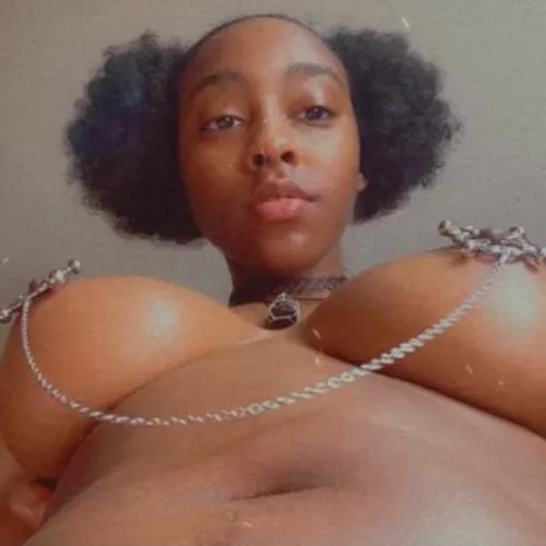 you like my new titty piercings π