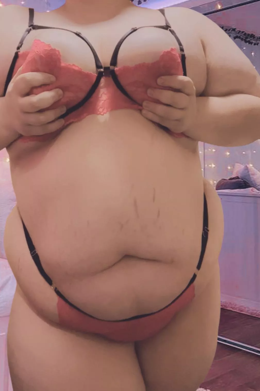 You look like you need some company😈💦