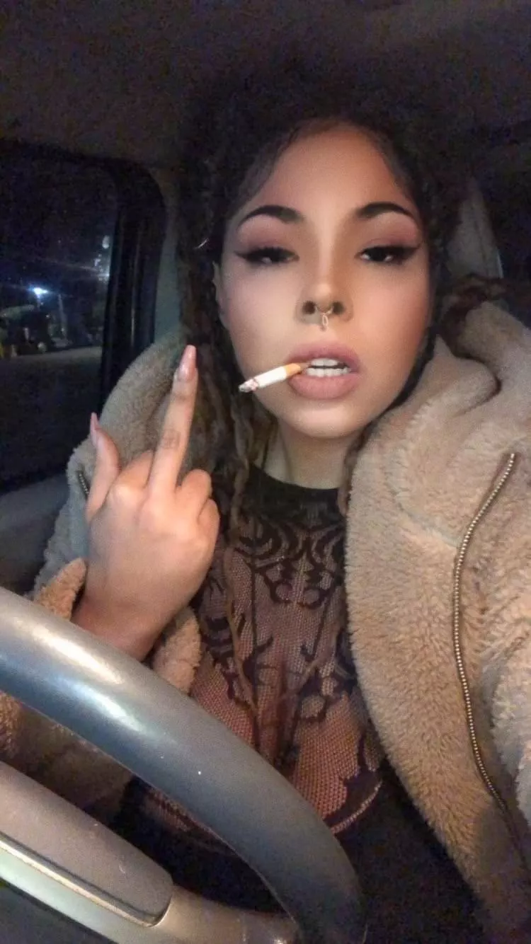 You love watching brats smoke