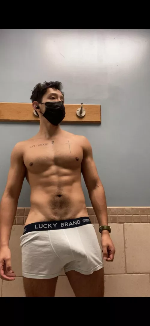 You see me at the gym, wyd?