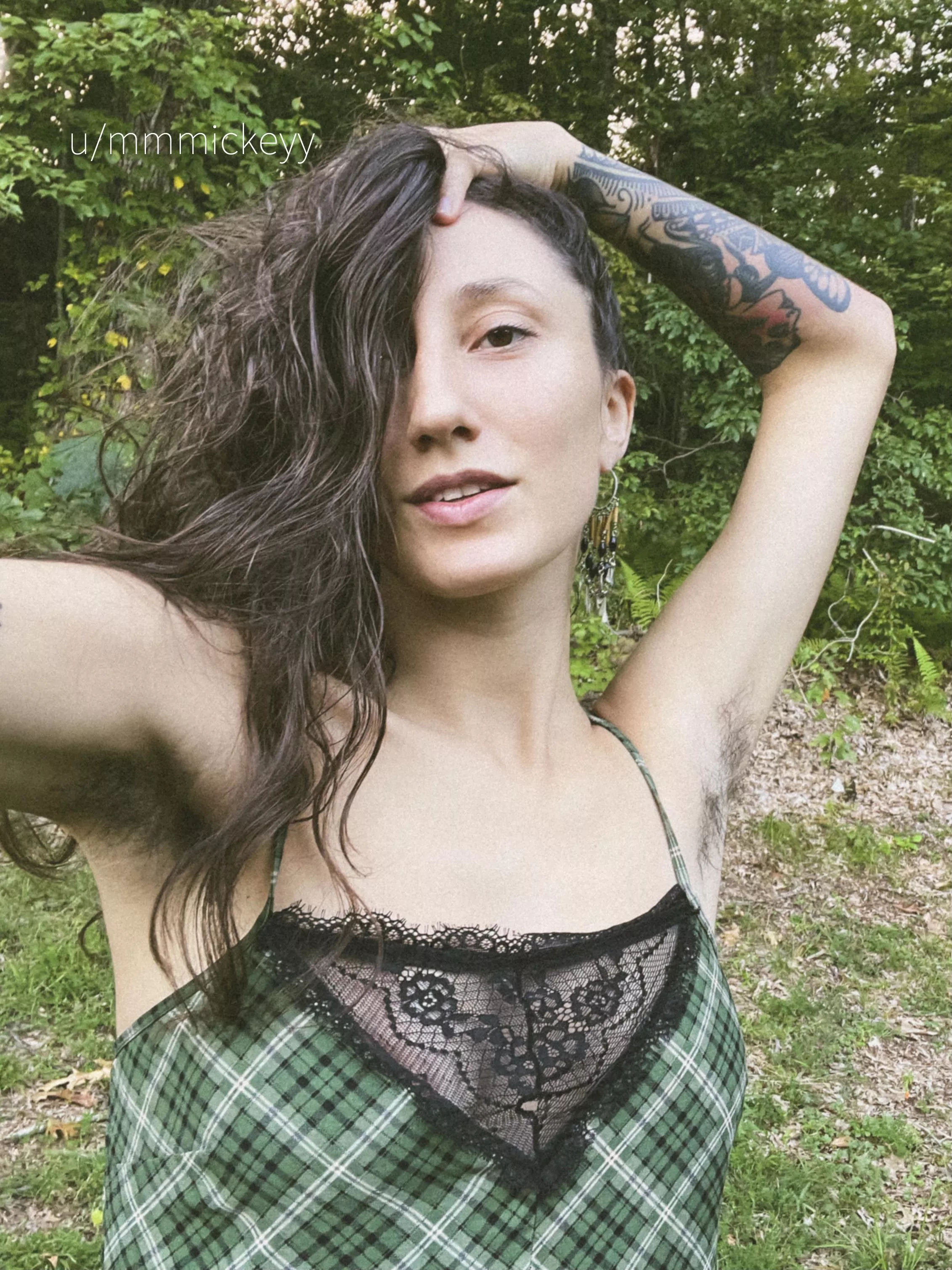 you think i am a sexy hairy woman?