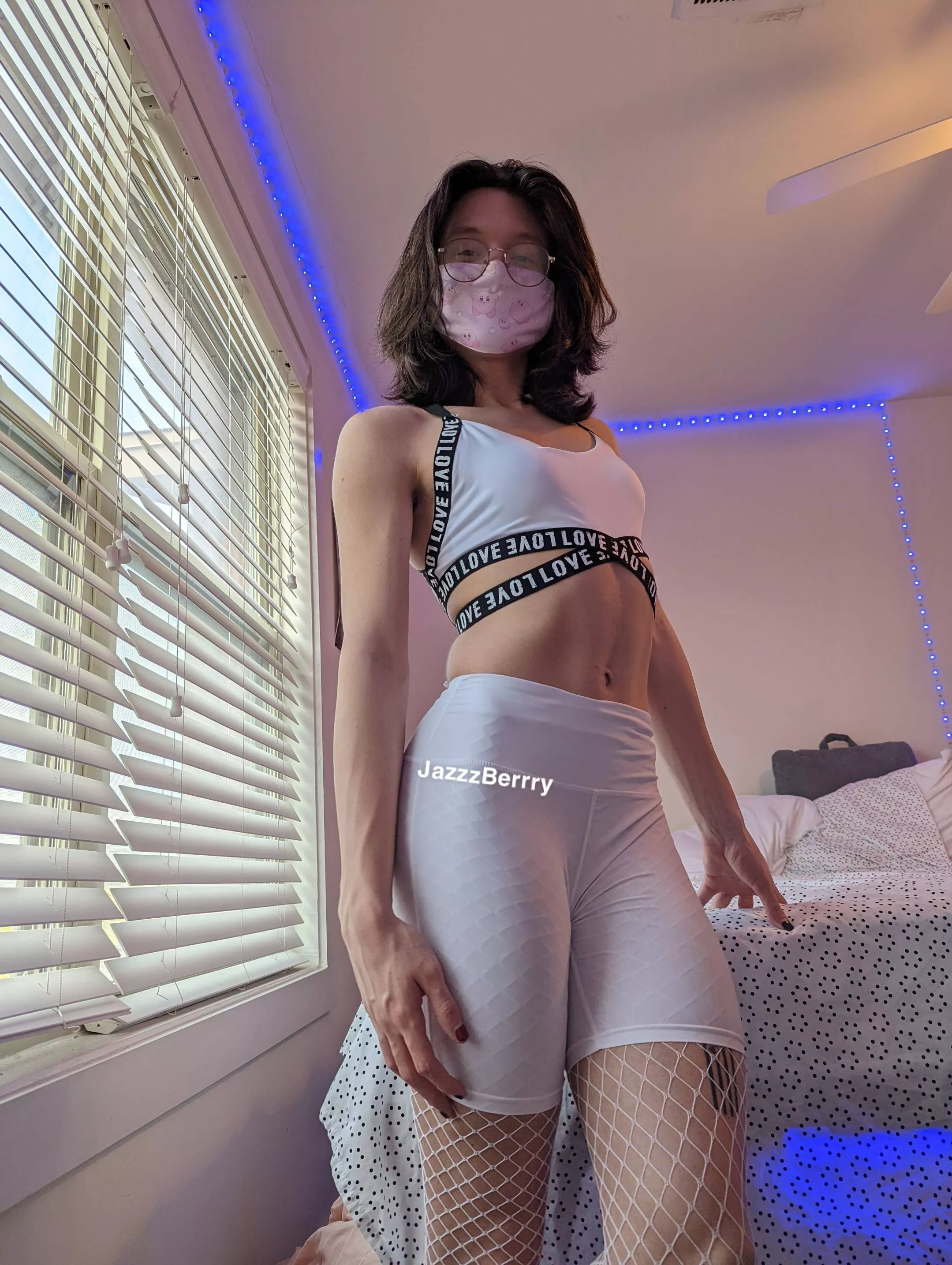 you think my gym outfit is cute?