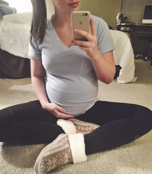 You warm cum got me so pregnant π₯°