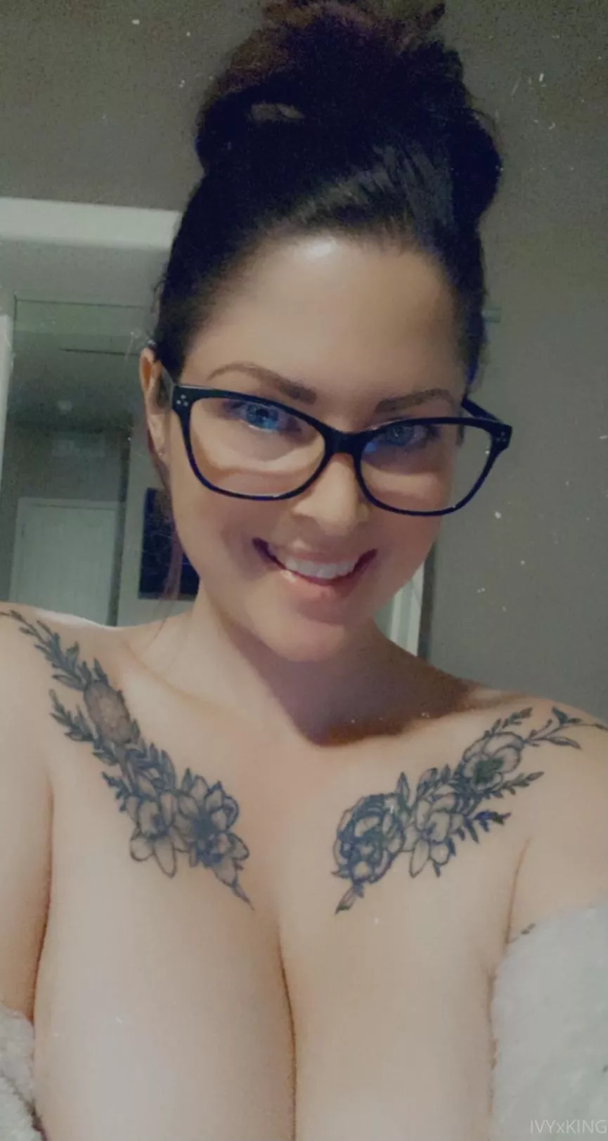 You were looking at my smile, right? 😘