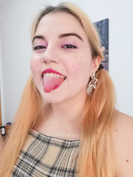 You'll always see me with my tongue out!