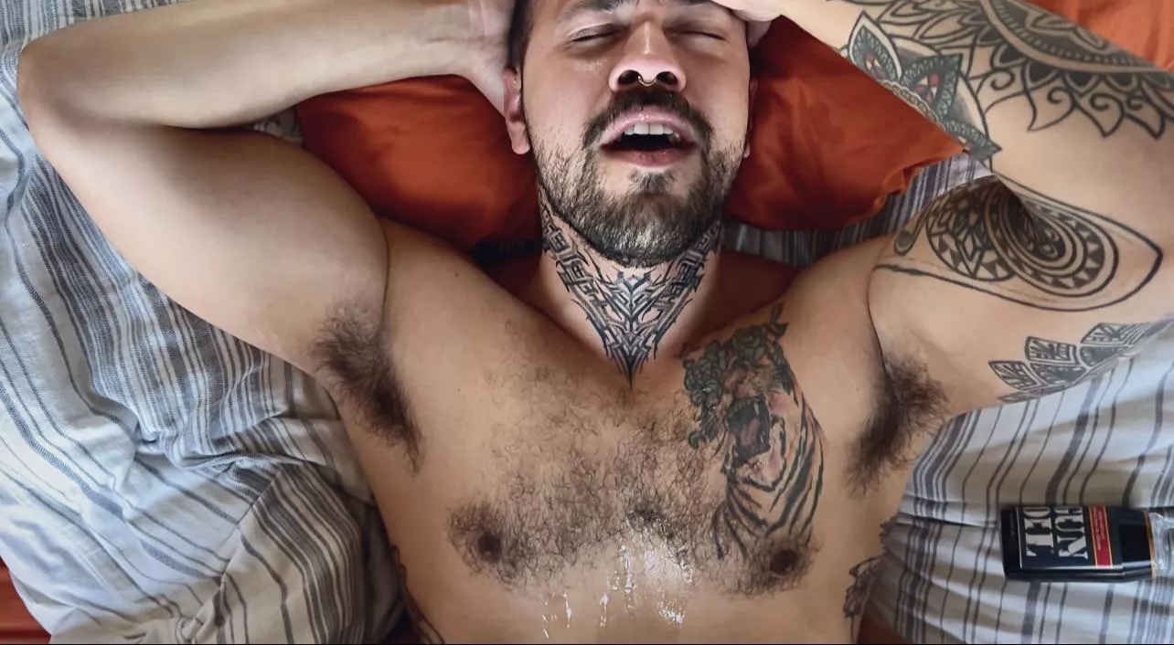 You’ll know you’re riding my dick good when I make this face 💦