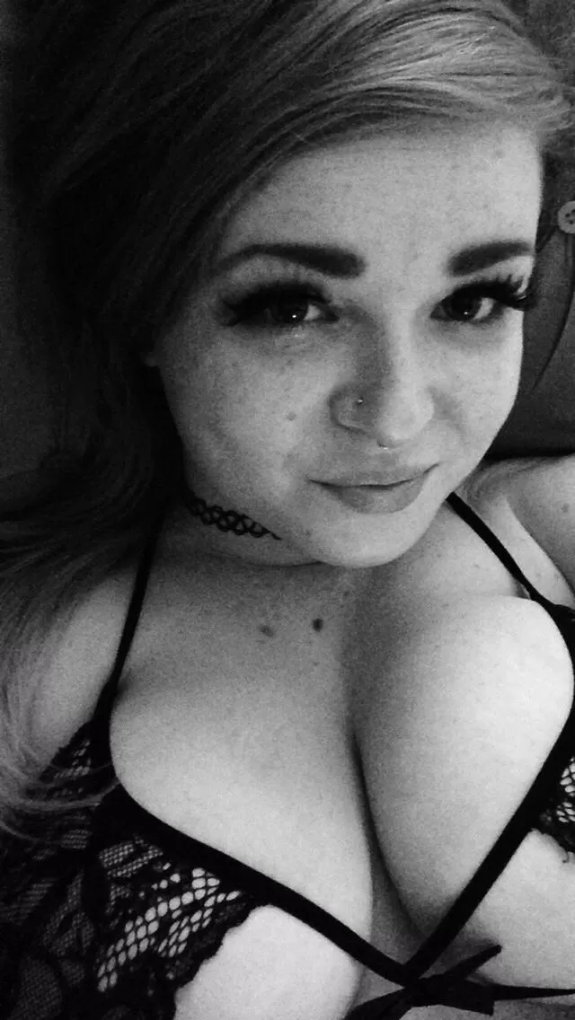 You’ll worship your goddess until I am satisfied. Understood ? [DOMME]