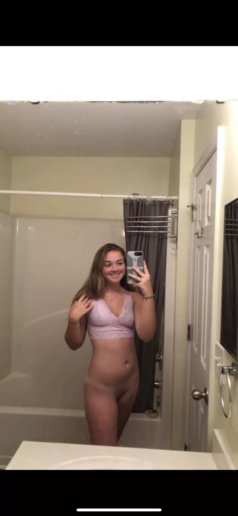 Young couple both 19 no verify needed just wanna trade a few pics Young couple both 19 no verify needed just wanna trade a few pics