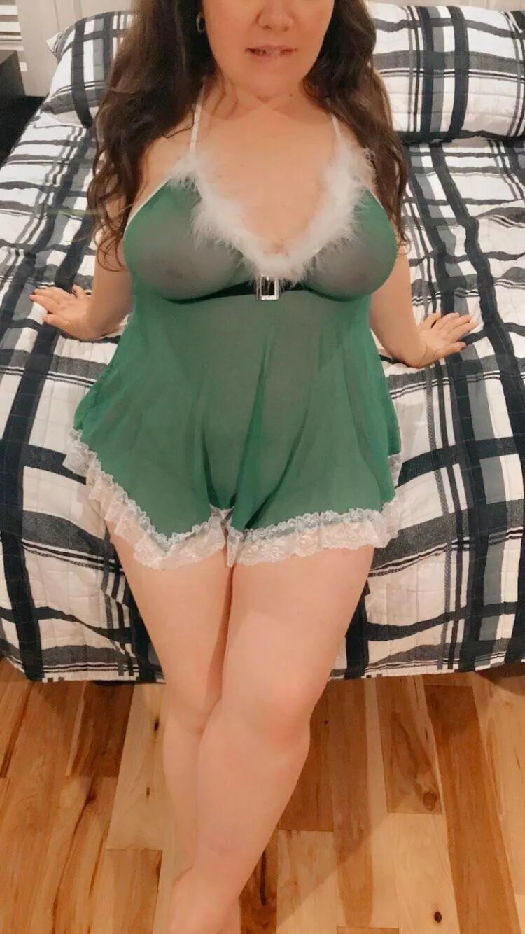 Young shared hotwife with DDs