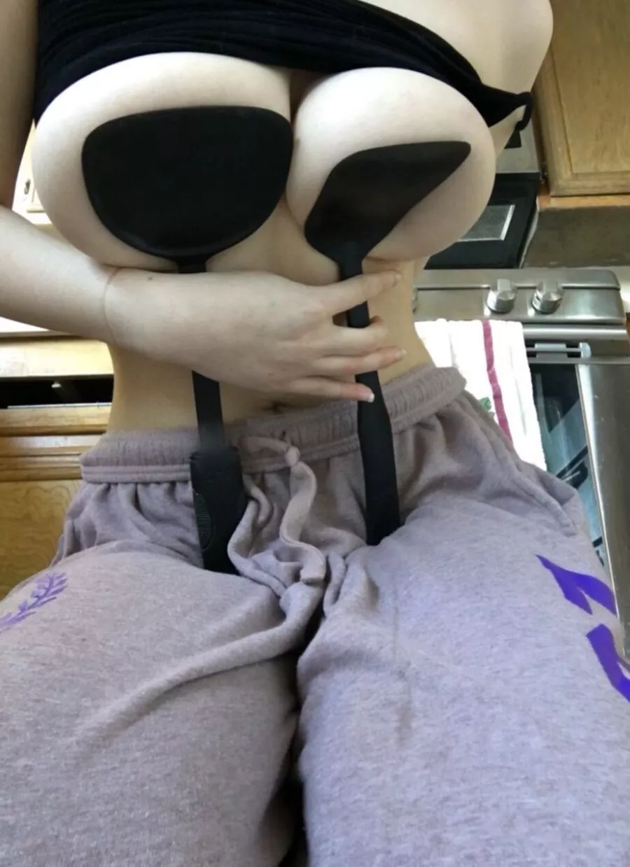 Your favorite little secret 💝 Videocalls 💝 Sexting 💝 B/G & G/G 💝 Customs💝 GFE 💝 Premade packages 💝 Premium Snapchat 💝 Cock Rate💝And much more 💝 Add my Snap @kaceyreesee/ Kik @kaceyreese