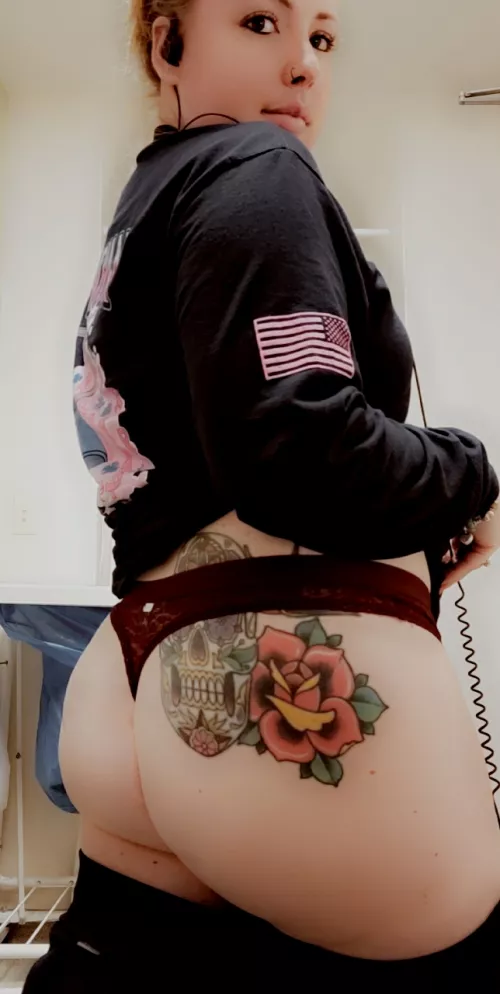 Your head ππ» my thighs ππ¦ how 'bout it?