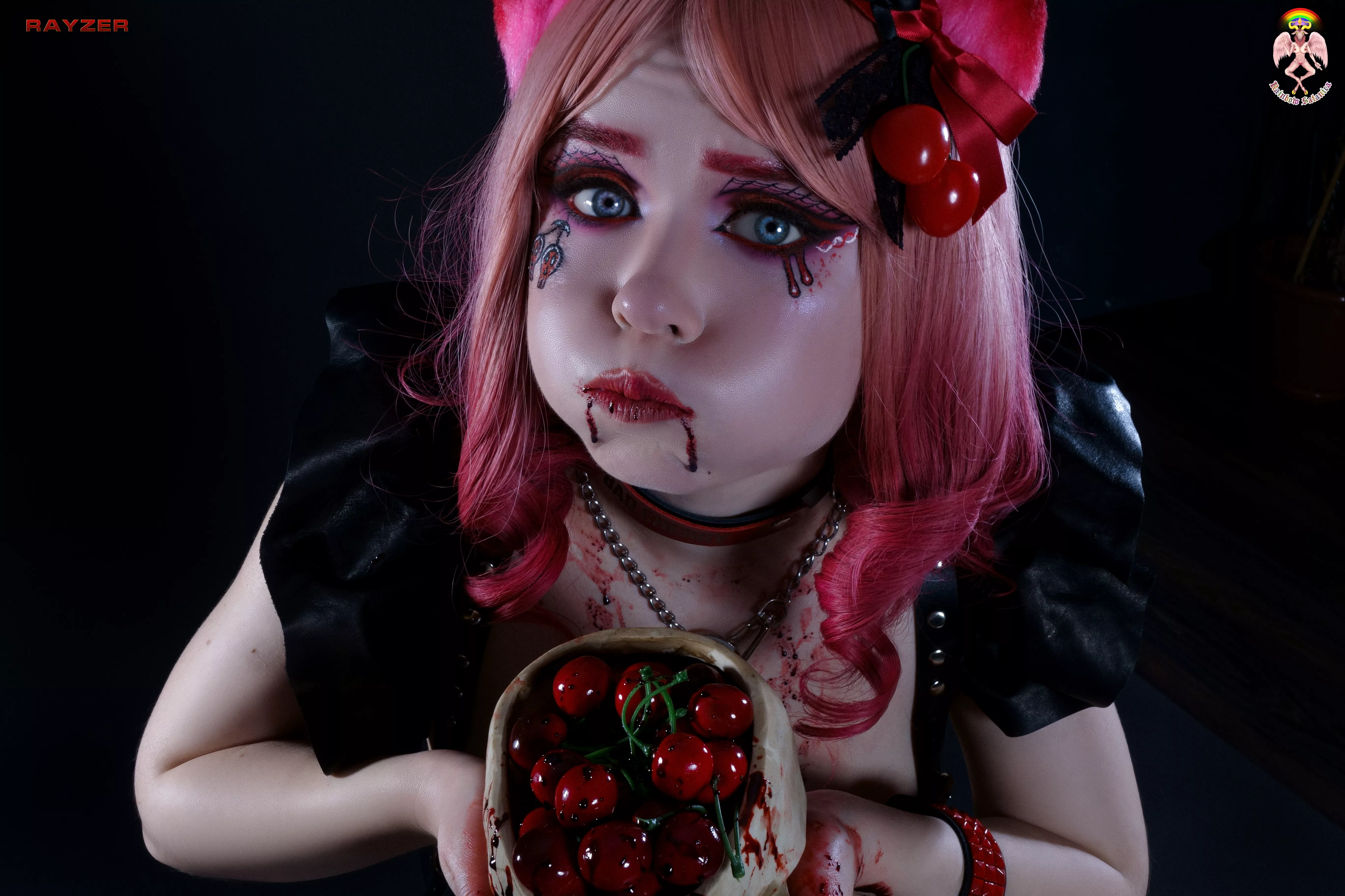 Your kitty has eaten too much! Help me! 😮