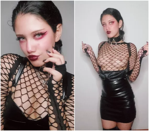 Your Mistress it's horny and wanting to play with you 😈[21F] [vid] [pic] [GFE] [rate] [dom] [sub] - Fetish Friendly. 🔥 Kik: Empanaday