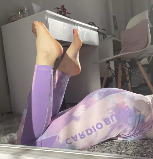 Your place is under my feet 😈