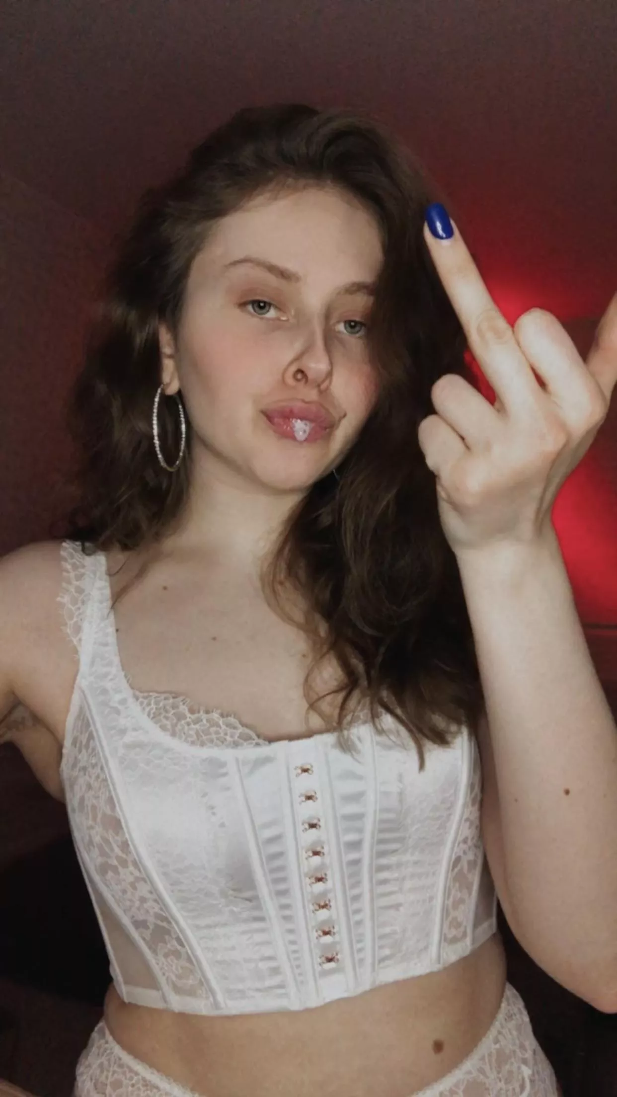 You're a loser! I want to spit in your face!