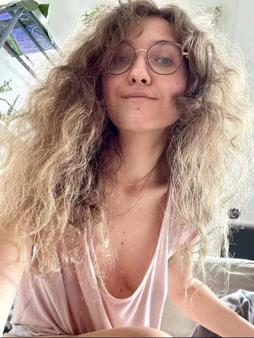 you’re allowed to look down ;)