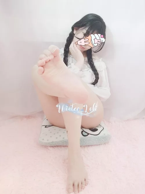 yummy hotty asian feet