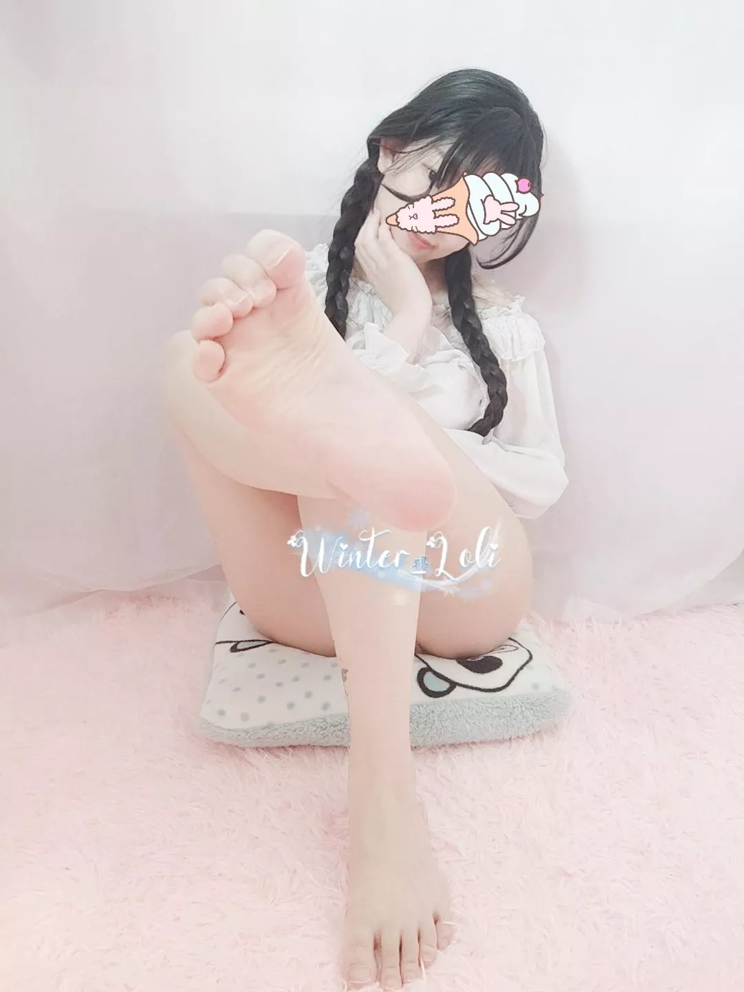 yummy hotty asian feet
