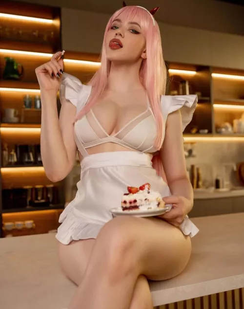 Zero Two Cosplay by Alina Becker