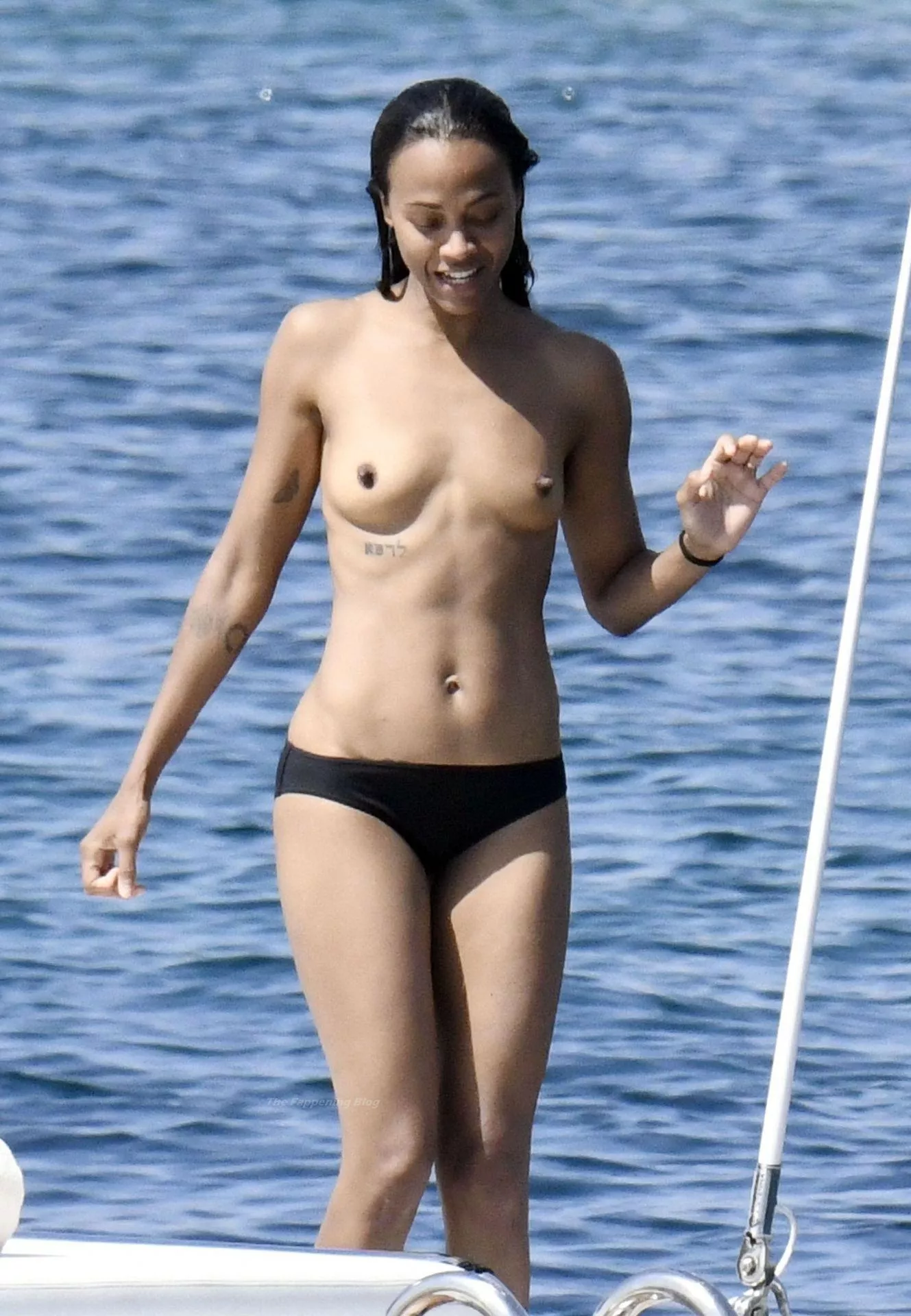 Zoe Saldana Topless Mic Nudes In Celebsnaked Onlynudes Org | My XXX Hot Girl