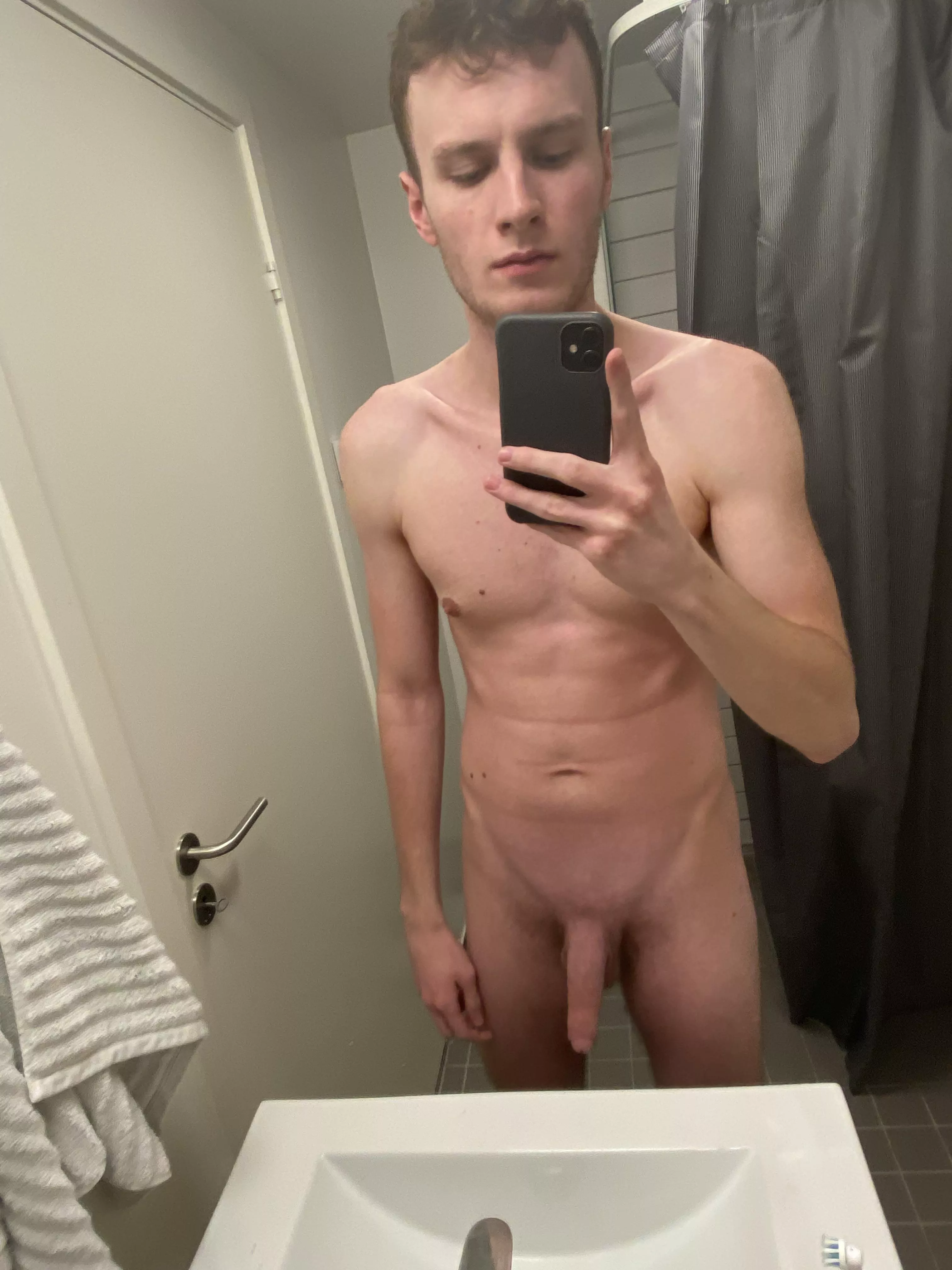 18 6”7 m. What do you Think? Should i post more on This sub? 18 6”7 m. What do you Think? Should i post more on This sub?