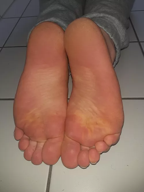 18 yo soles