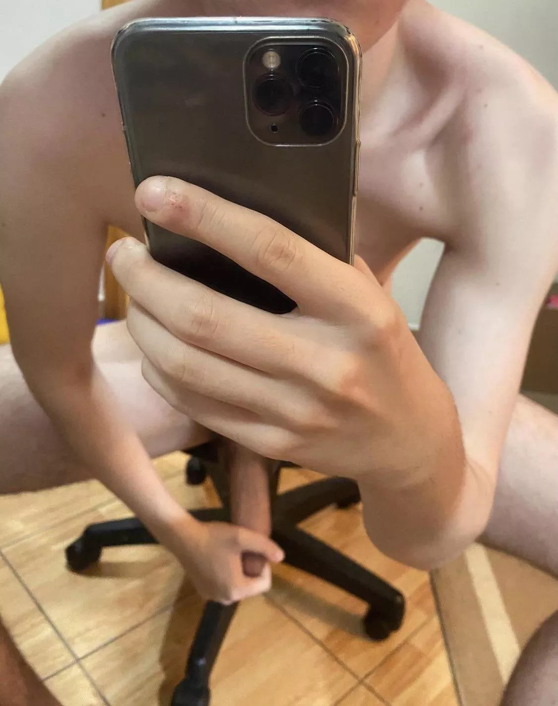 18M from NY,looking for a legit sd,that doesn't ask to be paidd first.Down to do pretty much anything and I don't ask for a big amountt❤️‍🔥