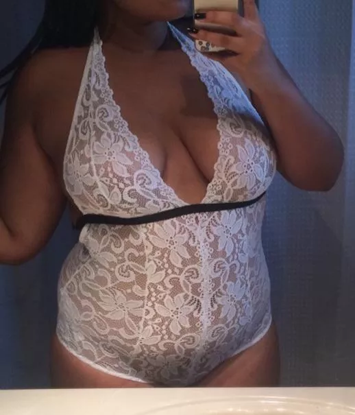 (19) Be honest, did I make you stop scrolling? Leave a like if you did 😘