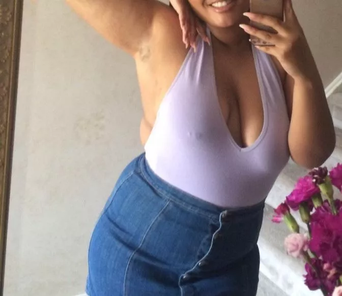 (19) Be honest, did I make you stop scrolling? Leave a like if you did 😘