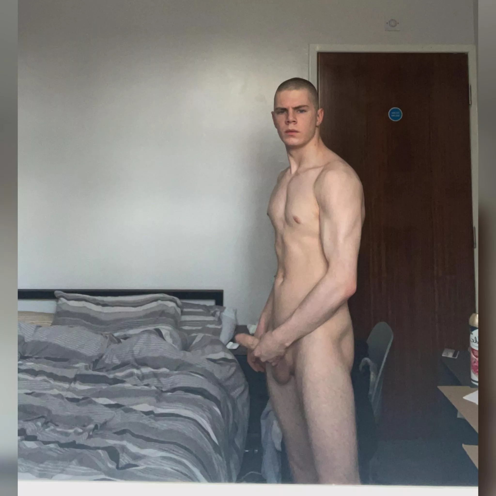 [19] first posts, kinda nervous? be kind!!!!