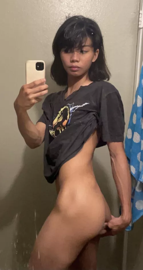 [19] got fucked right after taking this pic