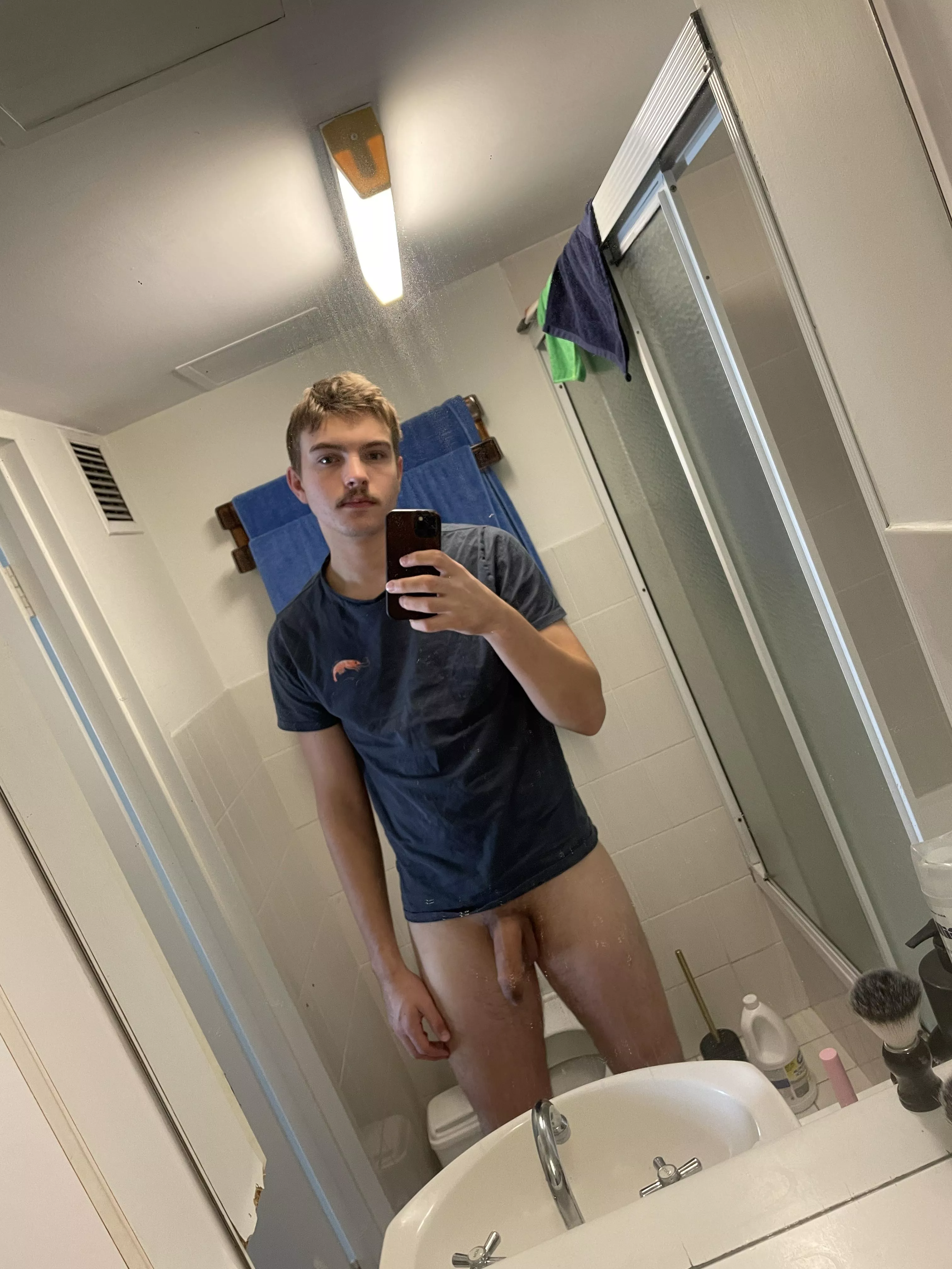 19 m, should I take my top off? DM’s always open!