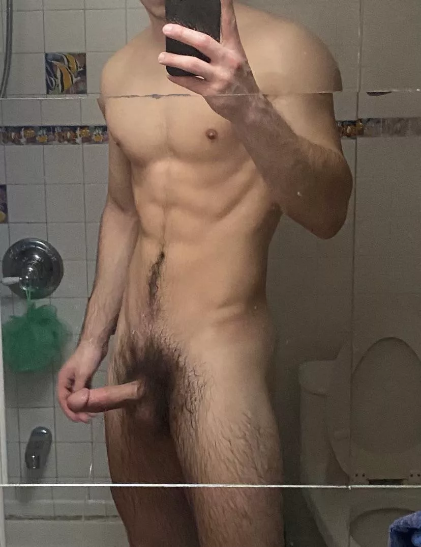 [19] Suck my wet heavy cock