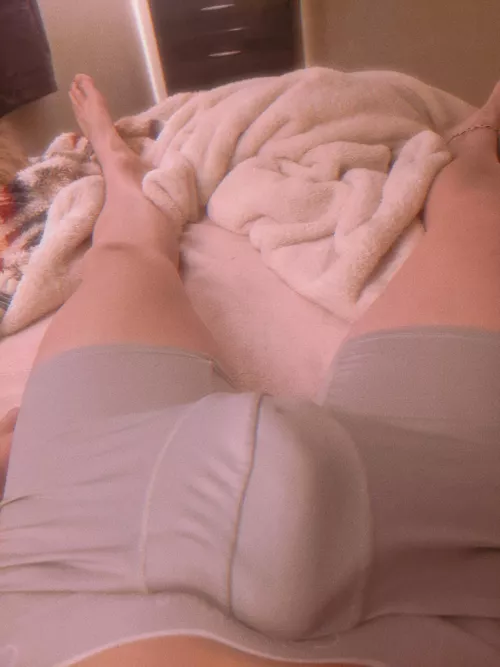 [19] Wanna go on a date?