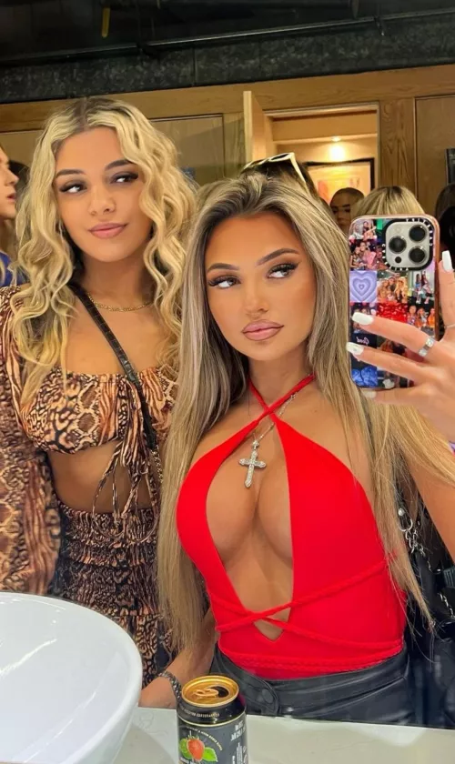 2 blond fke the night