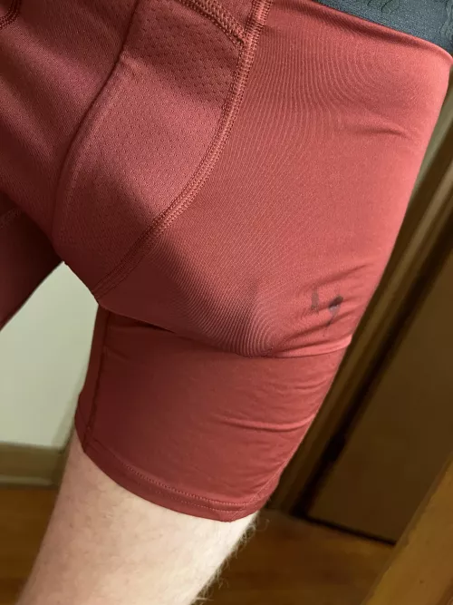 2 mins into scrolling and I’m already leaking