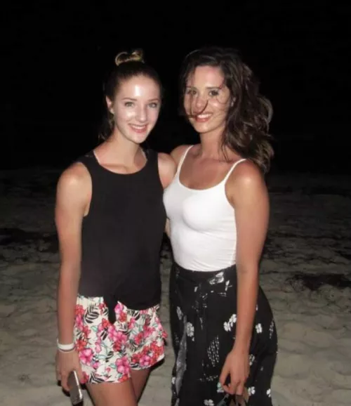 [2] The best Sisters