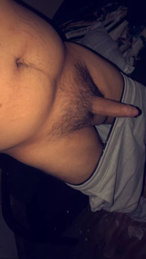 20 m bi chub. 5 inch. looking for long term jo bud to talk about anything with . love all sizes :)