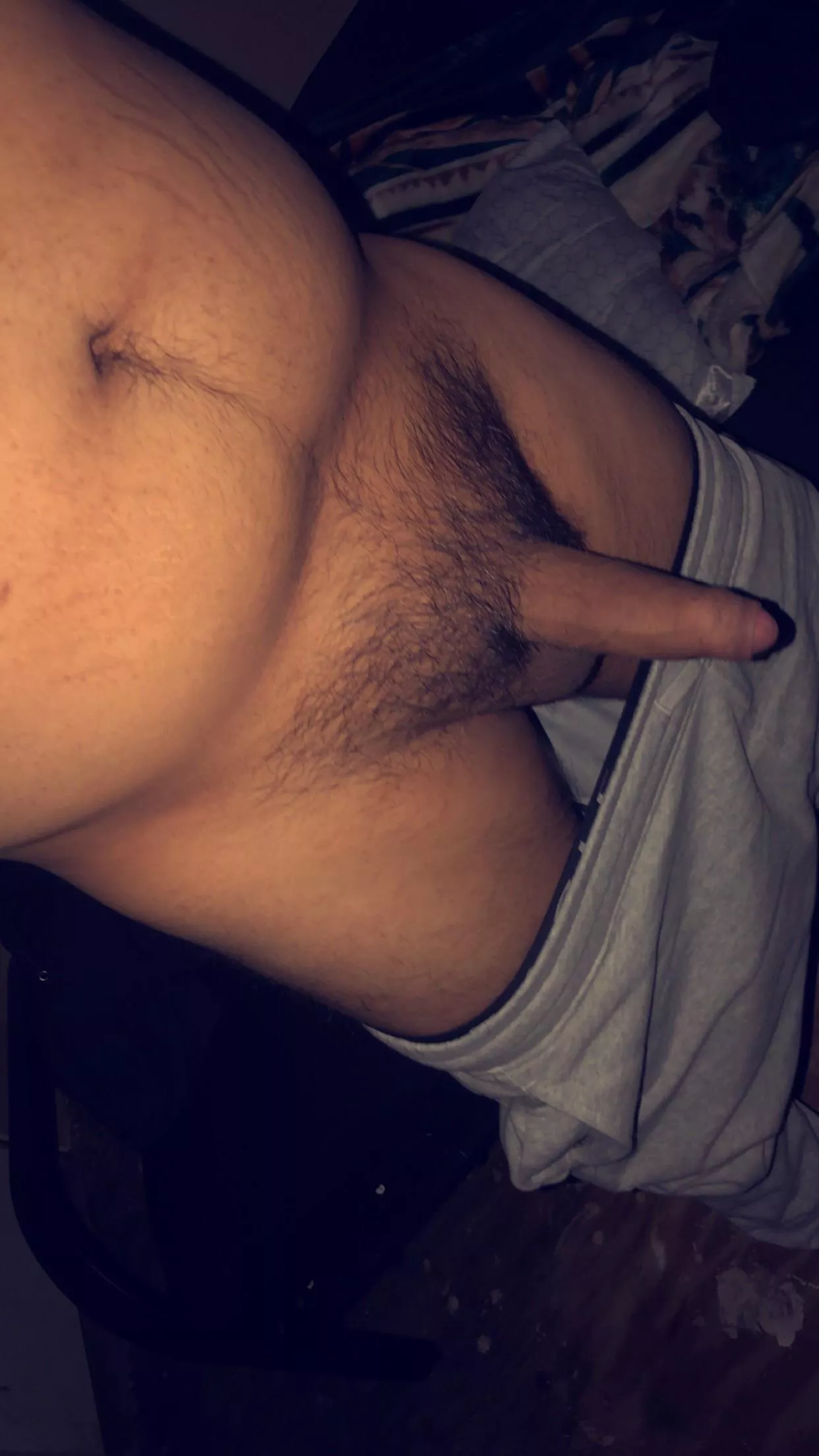 20 m bi chub. 5 inch. looking for long term jo bud to talk about anything with . love all sizes :)