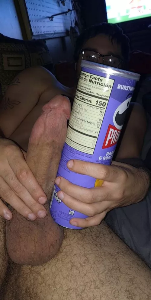 21m looking for a female to show who her master is