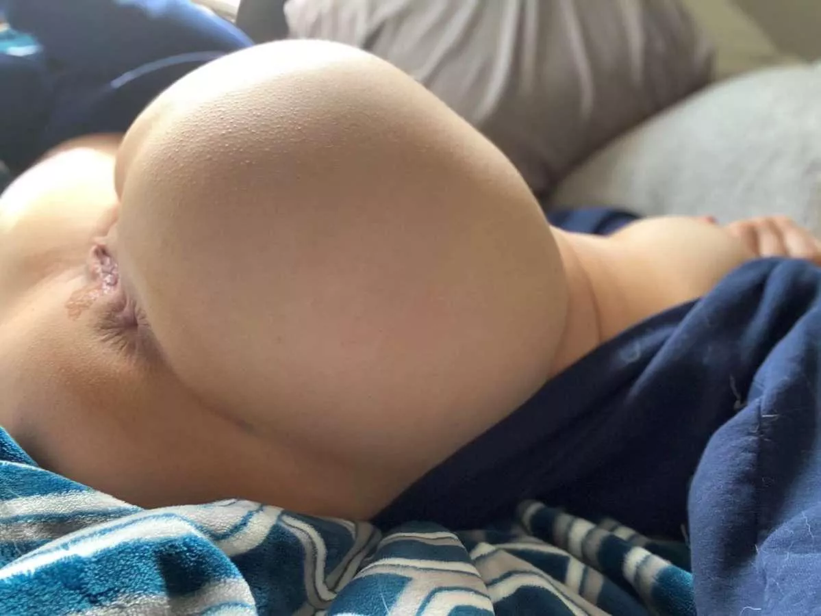 22[F4M] Sending a blowjob video and nudes to anyone who hits the up arrow! 😇add me 👻: moniya310